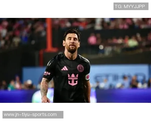 全球足坛巨星汇聚之地 探秘足球明星背后的故事与荣耀